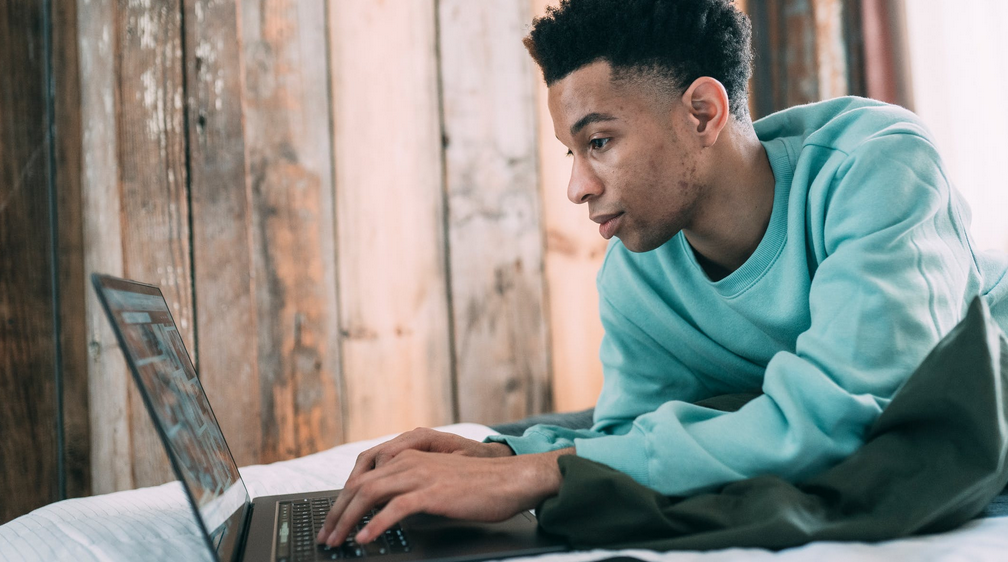 Choosing a Loaning Website